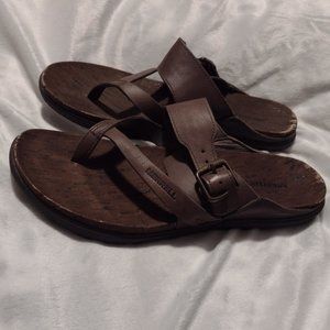 Merrell leather thong sandals
